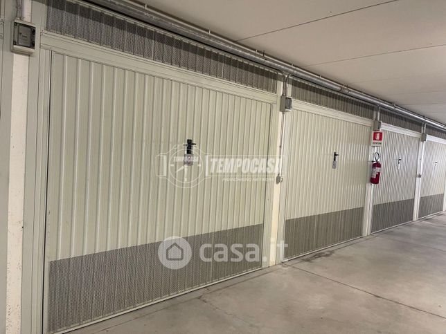 Box/posto auto in residenziale in 