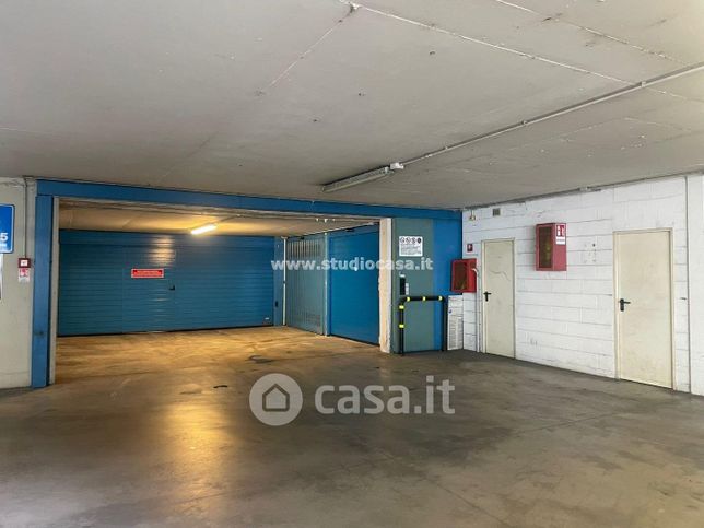 Box/posto auto in residenziale in 