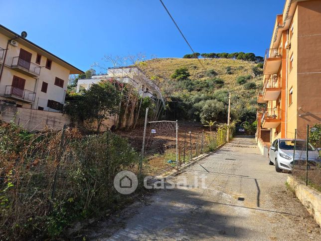 Terreno edificabile in residenziale in Via Cagli Corrado