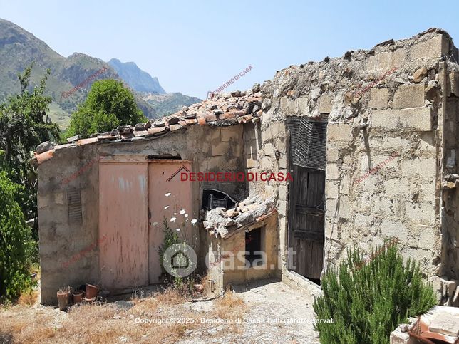 Rustico/casale in residenziale in Strada Statale 285