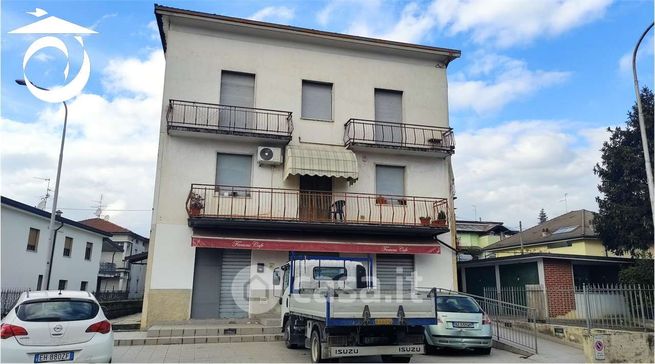 Appartamento in residenziale in Via Albegno 1