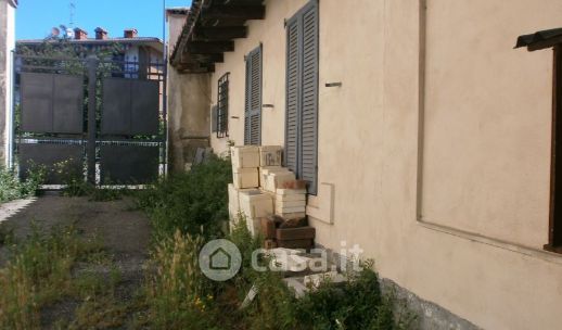 Ufficio in commerciale in Via Lombardia 30