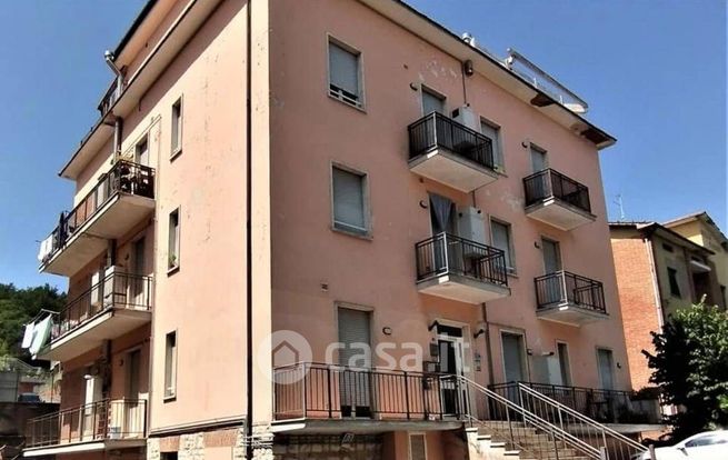 Appartamento in residenziale in Via Giacomo Leopardi 26