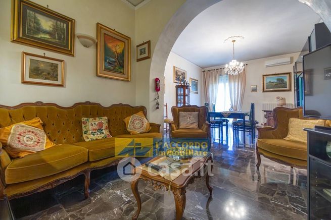 Appartamento in residenziale in Via Picena 177