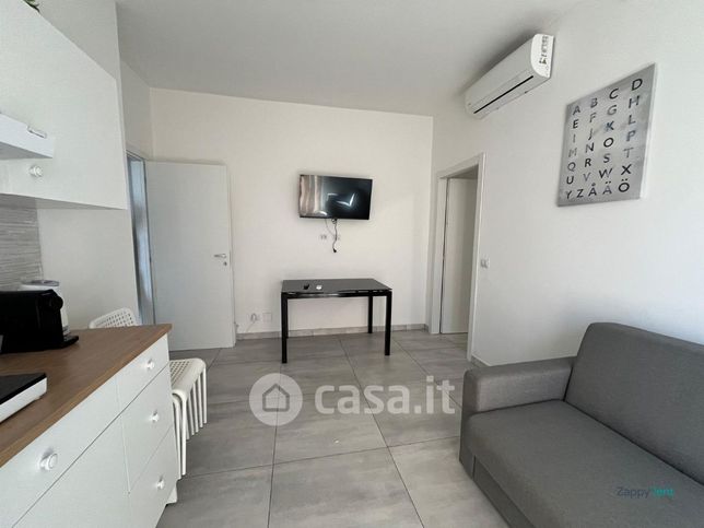 Appartamento in residenziale in Via Noverasco 15