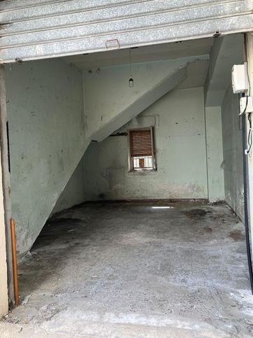 Box/posto auto in residenziale in Via Mario Greco