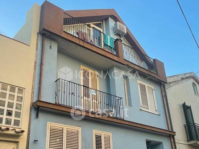 Casa indipendente in residenziale in Piazza Bardetta