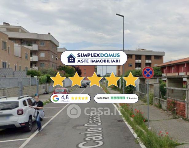 Villa in residenziale in Via Carlo Cassola