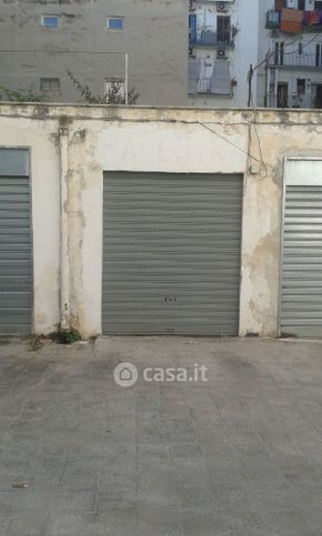 Box/posto auto in residenziale in Via Rintone 30