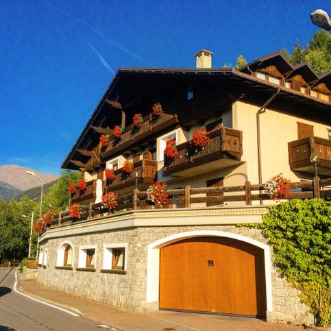 Appartamento in residenziale in Via Plomp