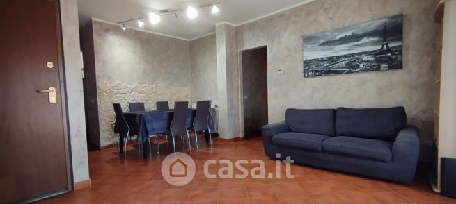 Appartamento in residenziale in Via Palermiti 53