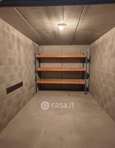 Box/posto auto in residenziale in Via Tigli