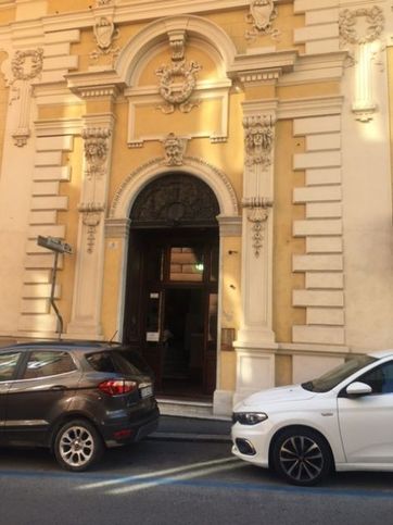 Appartamento in residenziale in Via Gropallo 4