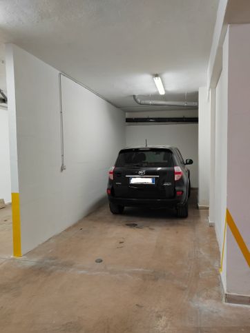 Box/posto auto in residenziale in Viale Marconi 10
