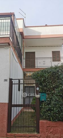 Casa indipendente in residenziale in Via Ada Negri 22