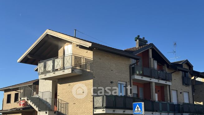 Appartamento in residenziale in Via Ruggero Leoncavallo 25