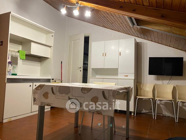 Appartamento in residenziale in Via Francana 38