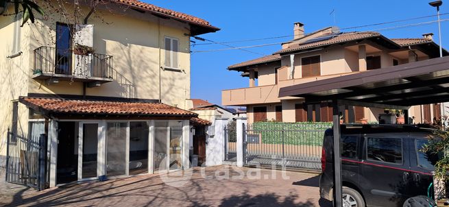 Casa indipendente in residenziale in Via Rasini 1