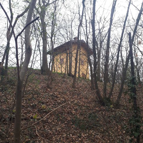 Terreno agricolo in commerciale in Via Giovanni Carnovali, 95 95