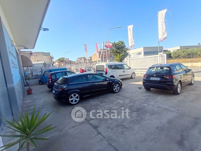 Capannone in commerciale in Via Soccorso