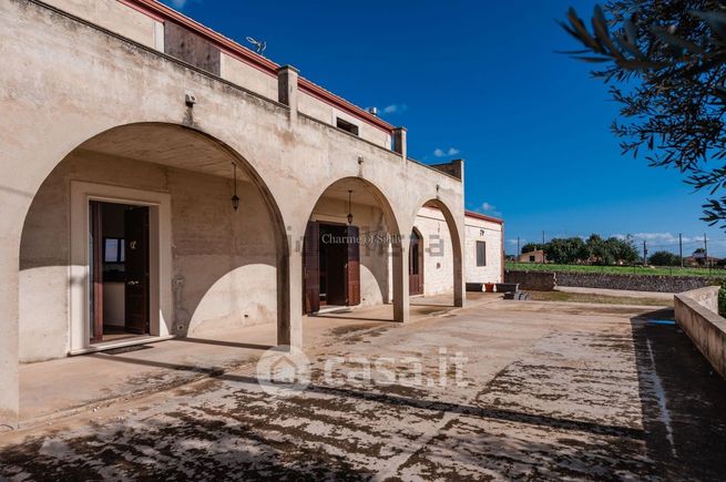 Villa in residenziale in Contrada san giovanni lo pirato  10