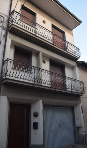 Casa indipendente in residenziale in Via Ricasoli