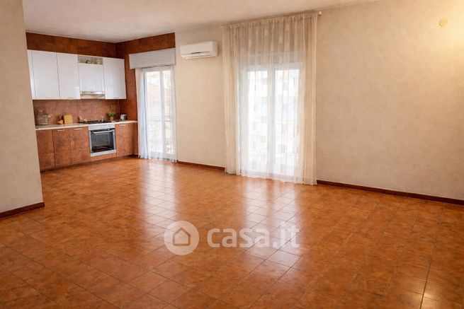 Appartamento in residenziale in Via Giotto 45