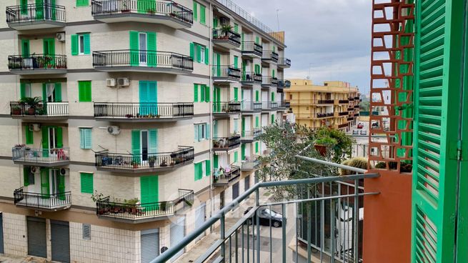 Appartamento in residenziale in Via Agostino Gioia 129