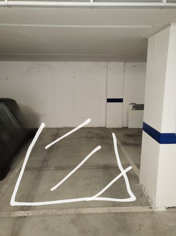 Garage/posto auto in residenziale in Via Giovanni Amendola 58