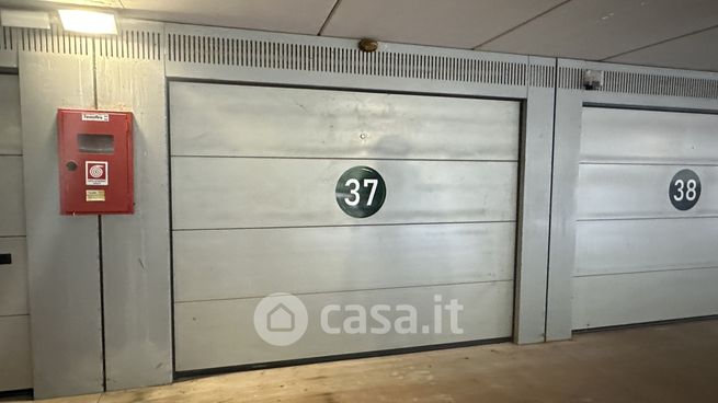 Garage/posto auto in residenziale in Via Provinciale 55