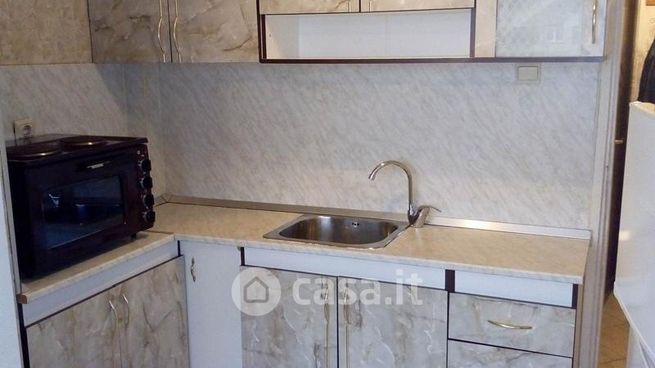 Appartamento in residenziale in Via Stanislao Carcereri 7