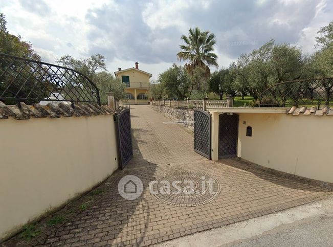 Appartamento in residenziale in Via di Forma Rotta 90