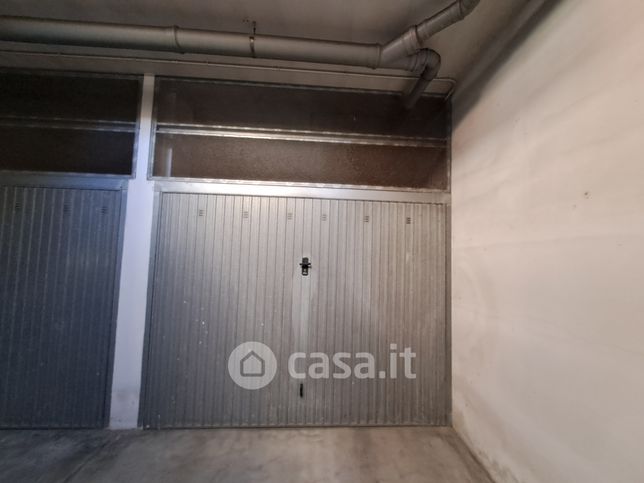 Garage/posto auto in residenziale in Via Giuseppe Saragat 61