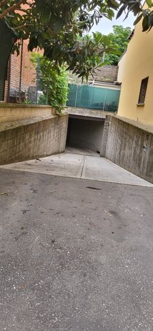 Box/posto auto in residenziale in Via Rimesse