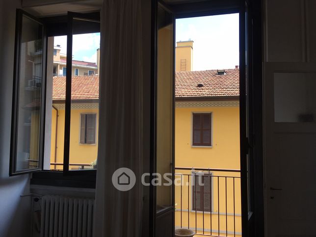 Appartamento in residenziale in Via Giulio Belinzaghi