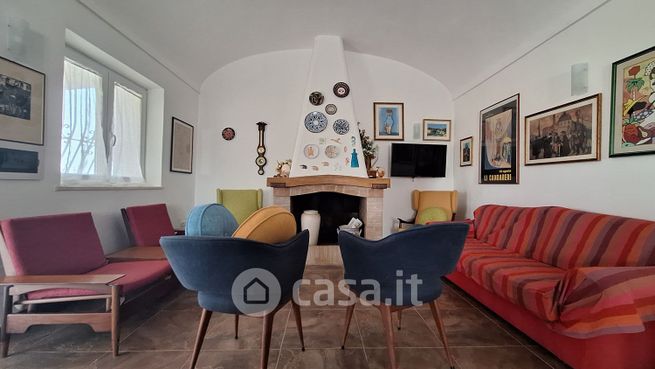Villa in residenziale in Strada Vicinale Russeglia