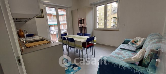Appartamento in residenziale in Via Cesare Battisti 199