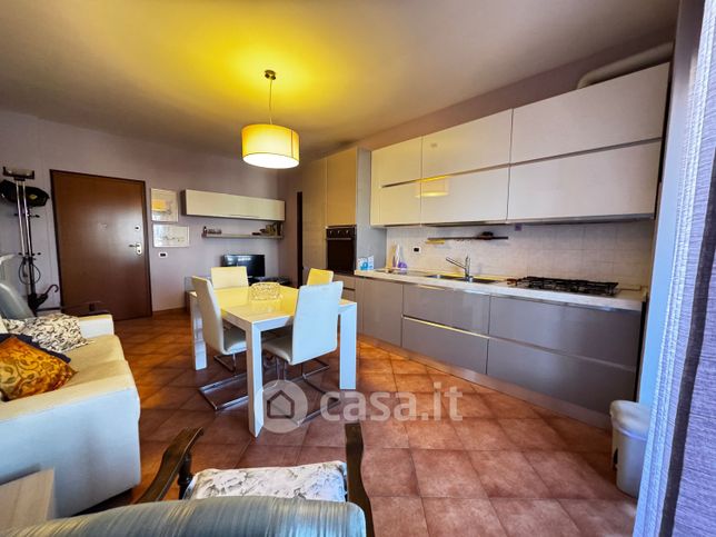 Appartamento in residenziale in Via Salaria 219