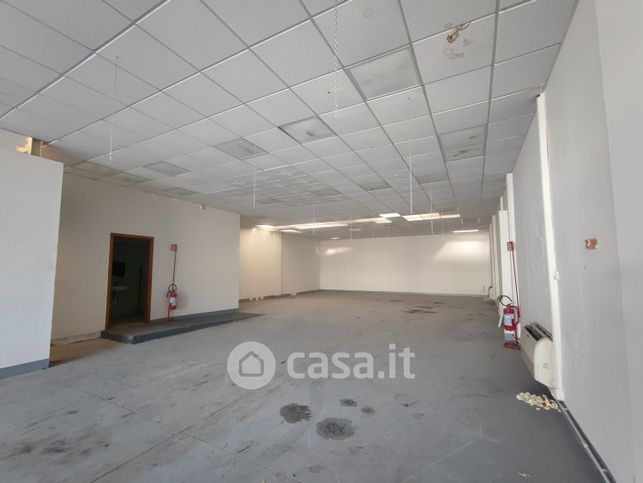 Capannone in commerciale in Lagaccioni