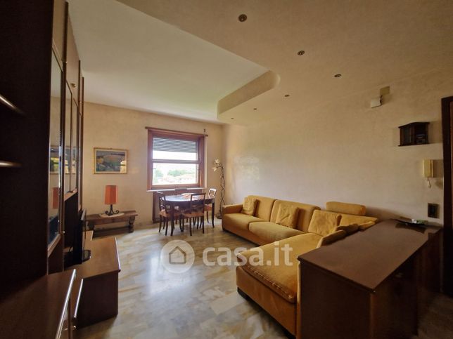 Appartamento in residenziale in Via IV Novembre 21