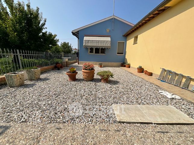 Casa indipendente in residenziale in Via della Padula