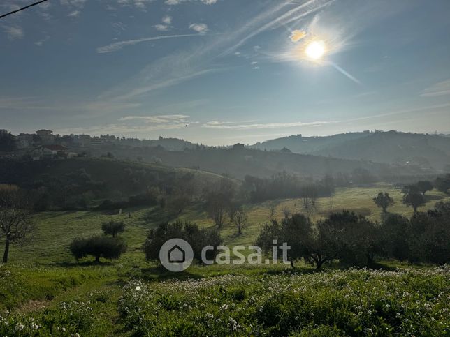 Terreno agricolo in commerciale in Via Fonte Grande