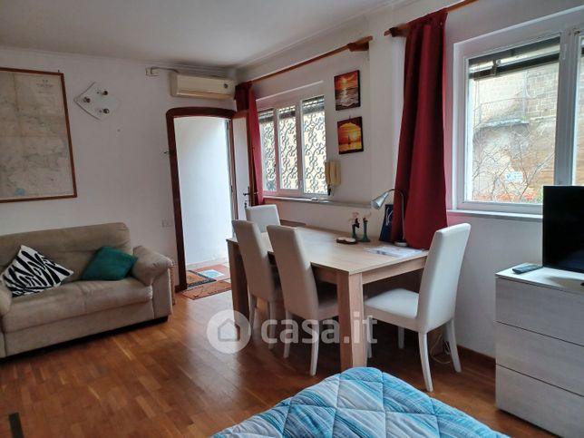 Appartamento in residenziale in Via Posillipo