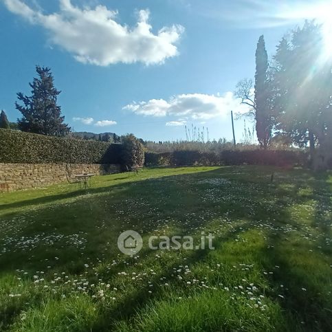 Rustico/casale in residenziale in Via dei Bosconi