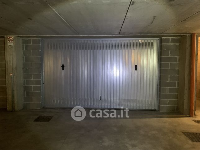 Garage/posto auto in residenziale in Via Zanardelli