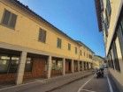 Negozio/locale commerciale in commerciale in Via Della Croce