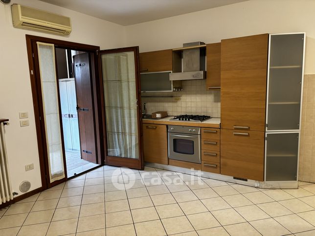 Appartamento in residenziale in Via Dante Alighieri 3