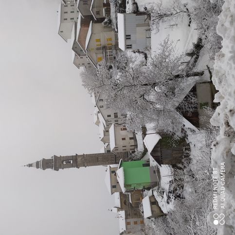 Casa indipendente in residenziale in Località Vallescura 10