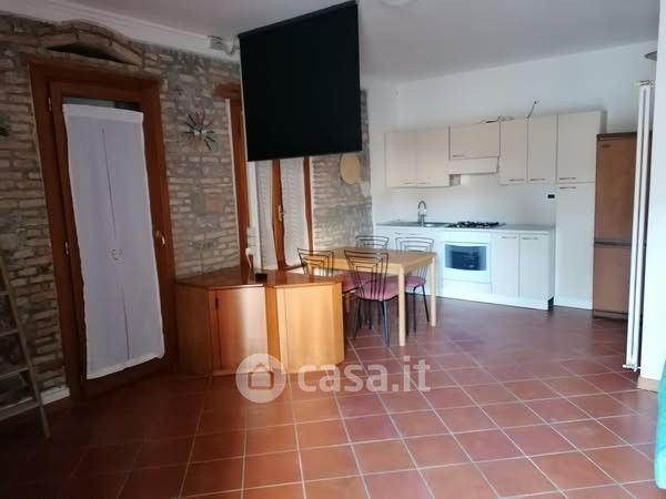 Appartamento in residenziale in Via Tiberio Deciani 2