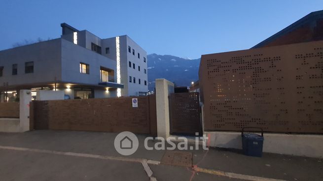 Box/posto auto in residenziale in Via ChambÃ©ry 71